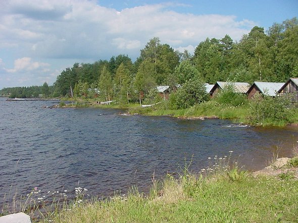 Nusns, lake Siljan boathouses.